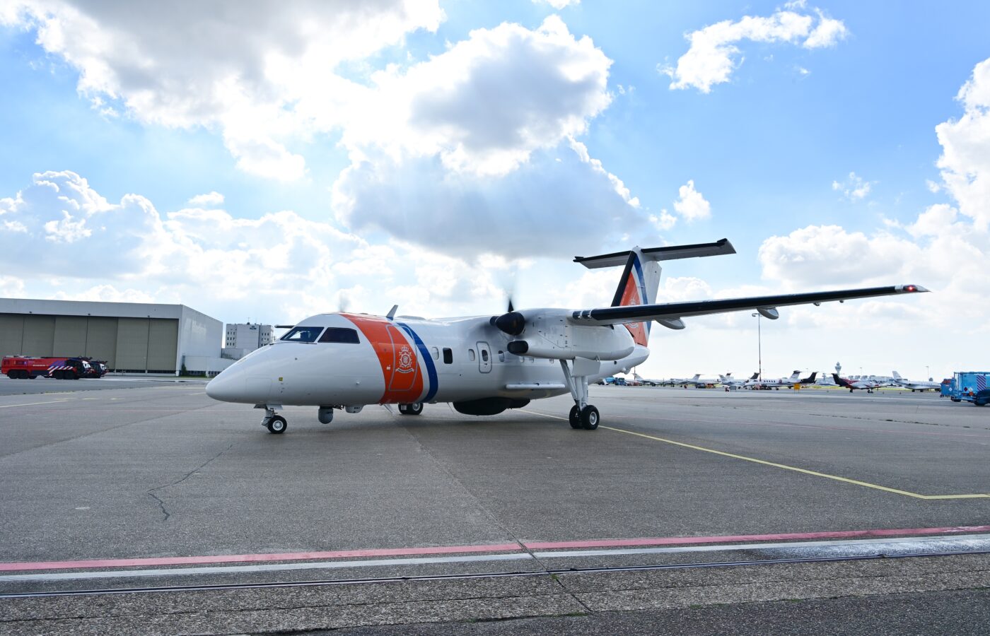 Eerste nieuwe kustwachtvliegtuig aangekomen op Schiphol