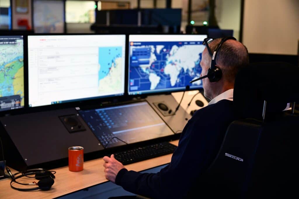 Het Maritiem Operatie Centrum van de Kustwacht in Den Helder.